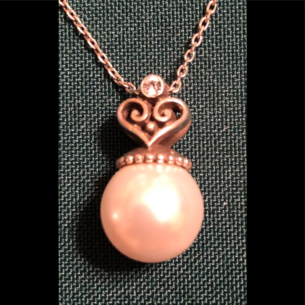 Pearl Drop necklace